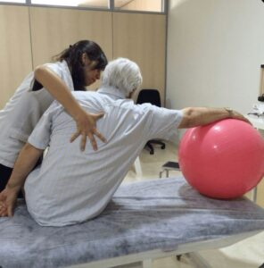 fisioterapia ayudar a alguien con Esclerosis Lateral Amiotrófica